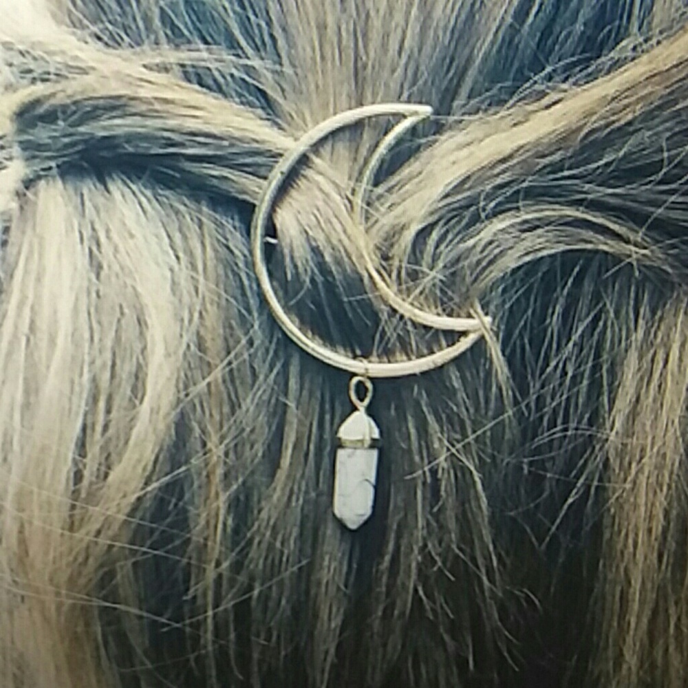 Transparent white Hair clip